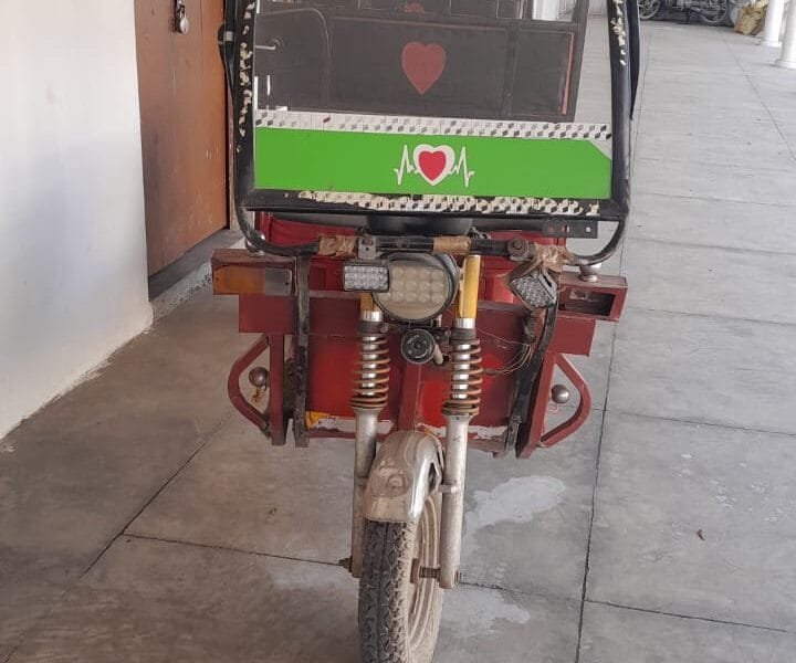 Like New E-Rickshaw for Sale in Khatauli, Muzaffarnagar